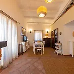 Apartament Roqamaris *