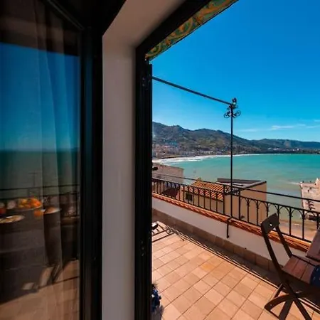 Roqamaris 아파트 체팔루